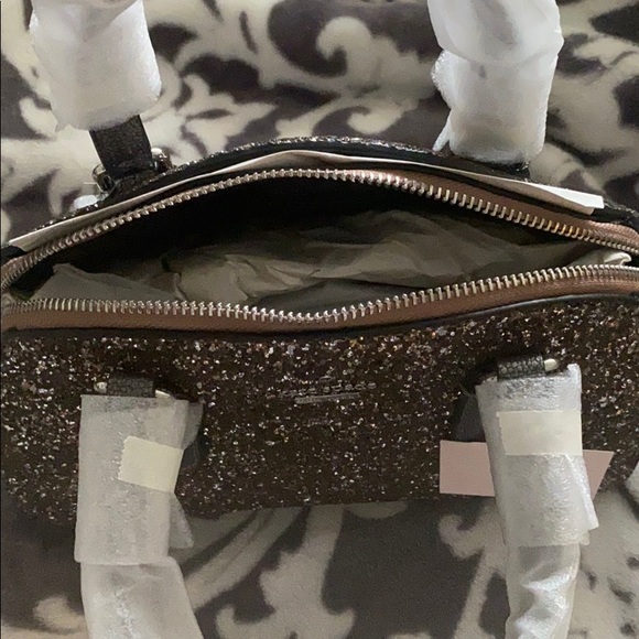 Purse - Picture 2 of 6